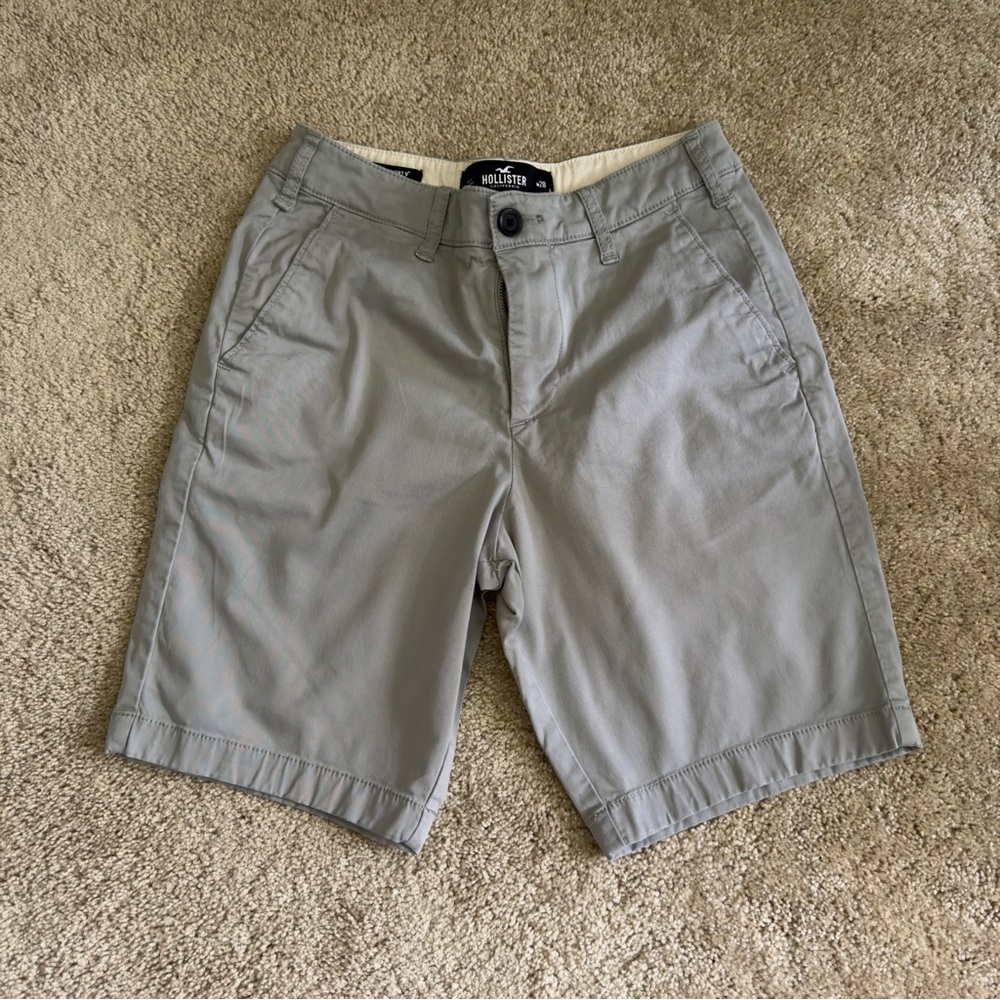 Men’s Hollister classic 9” shorts size 28
